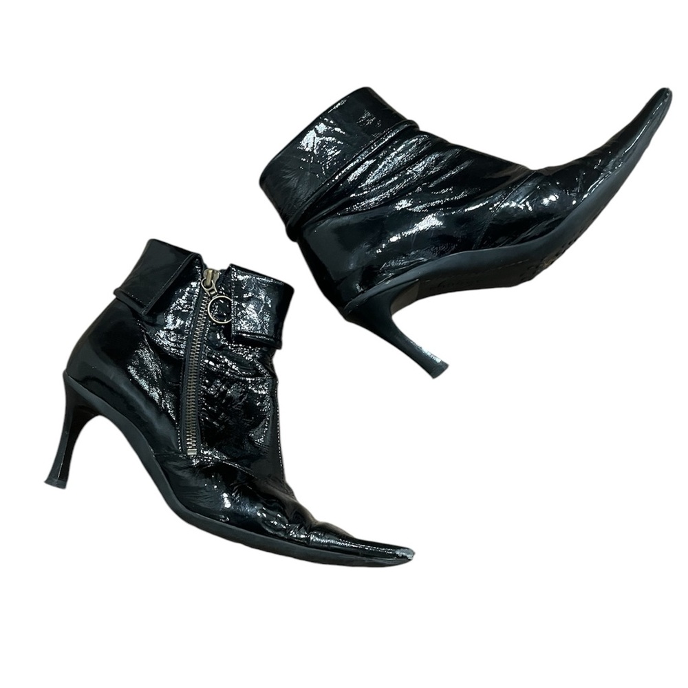 Espace Black Patent Leather Pointed Toe Side Zip Heeled Bootie 6 1/2 Vintage